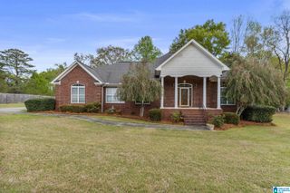 215 BUCK CIRCLE, Clanton, AL 35045