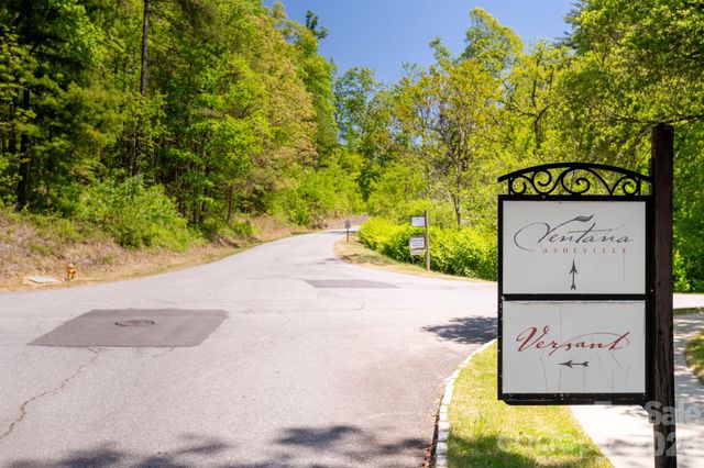 33 Bent Branch Lane, Asheville, NC 28804
