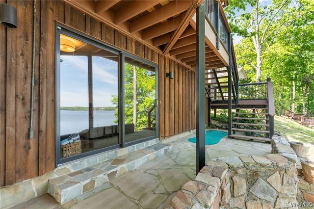11999 Grandview Drive, Northport, AL 35475