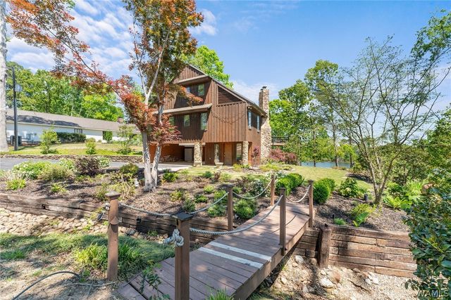 11999 Grandview Drive, Northport, AL 35475