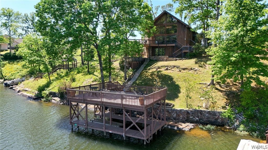11999 Grandview Drive, Northport, AL 35475