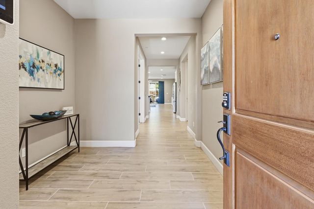 2278 Middlebury Dr, Lathrop, CA 95330