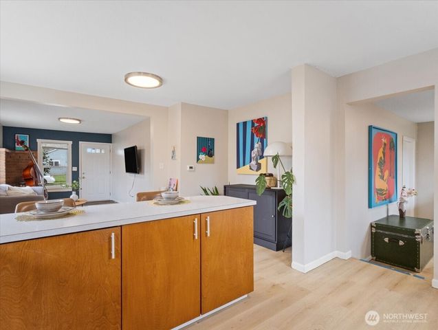 1810 Harney, Vancouver, WA 98660