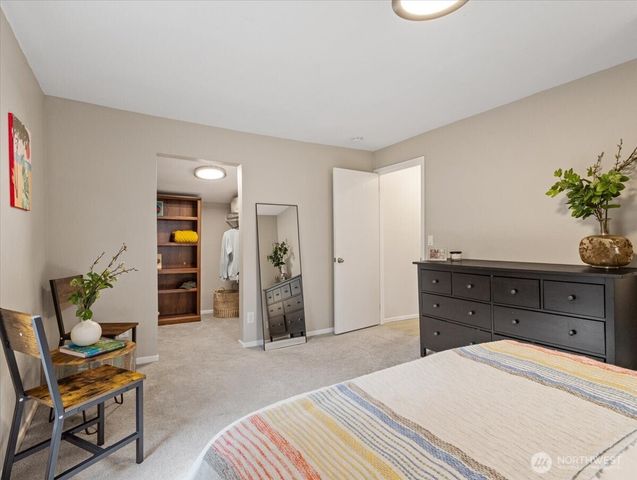 1810 Harney, Vancouver, WA 98660