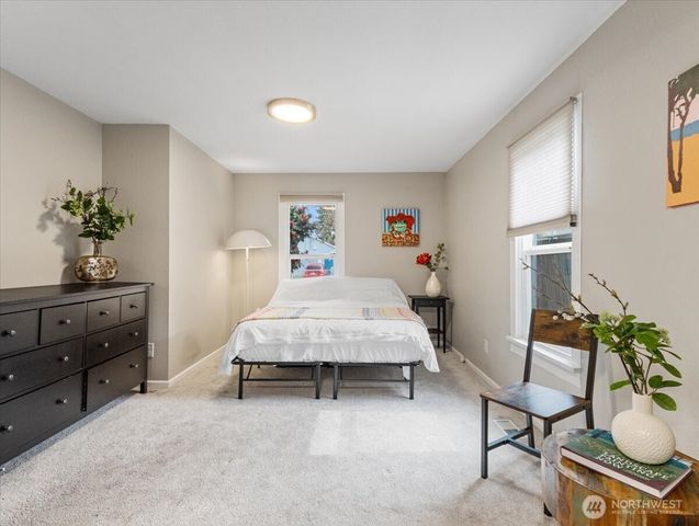 1810 Harney, Vancouver, WA 98660