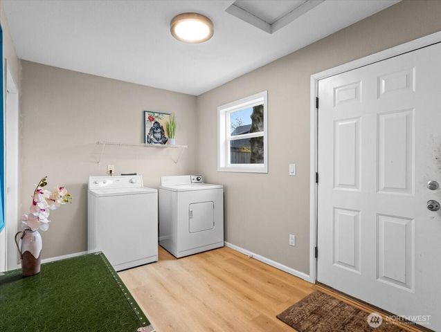 1810 Harney, Vancouver, WA 98660