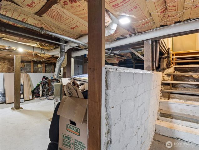 1810 Harney, Vancouver, WA 98660