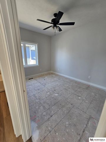 848 Dartford Lane, Lincoln, NE 68527