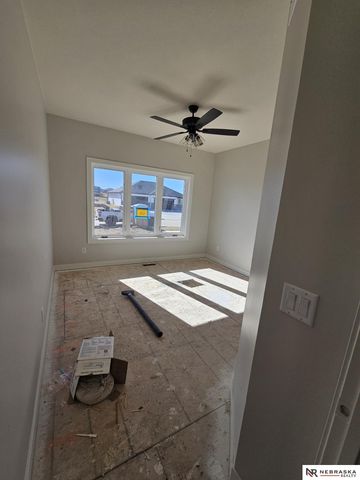 848 Dartford Lane, Lincoln, NE 68527