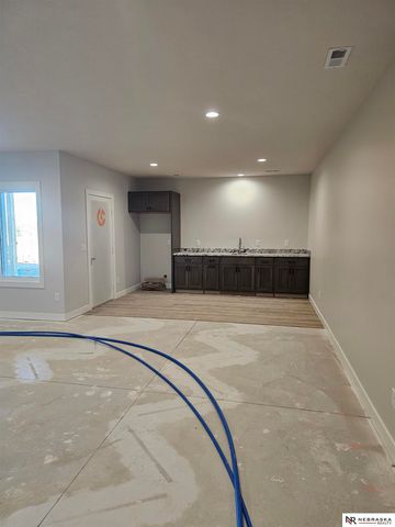 848 Dartford Lane, Lincoln, NE 68527