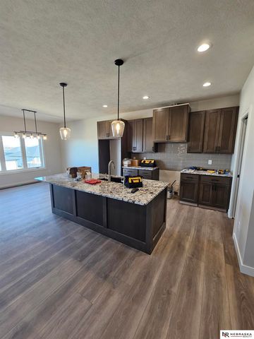 848 Dartford Lane, Lincoln, NE 68527