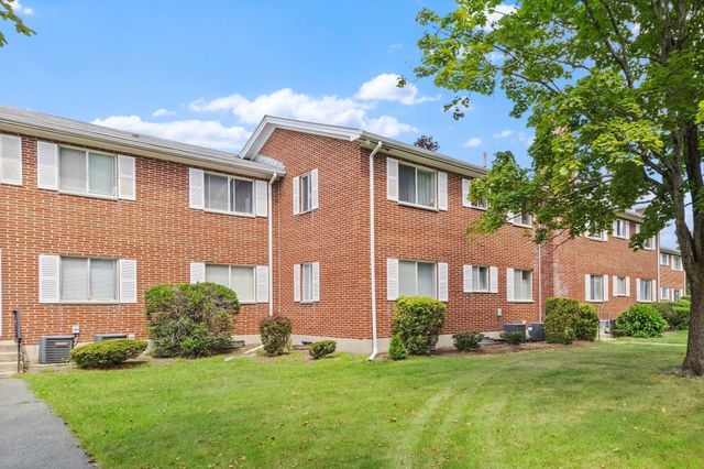25 Bayberry Dr 3, Sharon, MA 02067