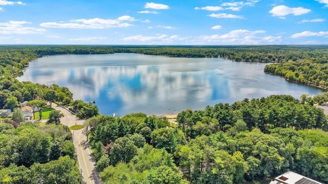 25 Bayberry Dr 3, Sharon, MA 02067