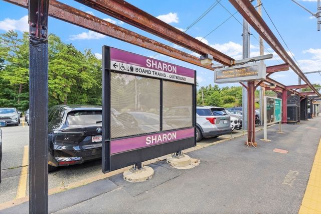 25 Bayberry Dr 3, Sharon, MA 02067
