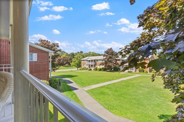 25 Bayberry Dr 3, Sharon, MA 02067