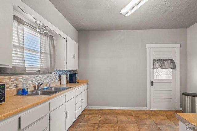 1712 Rosita Ave, Trinidad, CO 81082