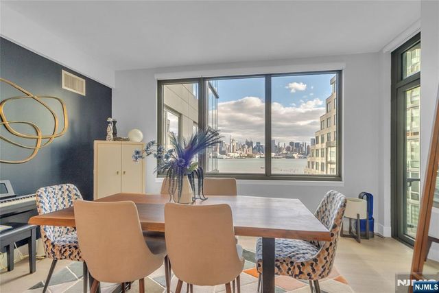 9 Ave At Port Imperial 712, West New York, NJ 07093