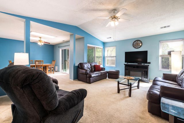 6280 Apache Plume Road NE, Rio Rancho, NM 87144