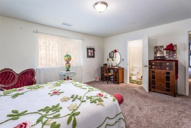 43263 E Sugar Pine Dr, Oakhurst, CA 93644