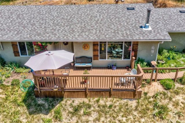 43263 E Sugar Pine Dr, Oakhurst, CA 93644