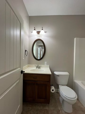 9162 County Road 9090, West Plains, MO 65775