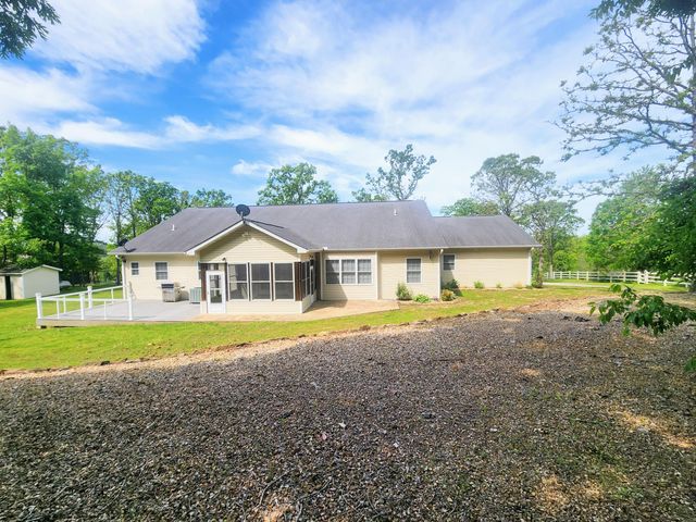 9162 County Road 9090, West Plains, MO 65775