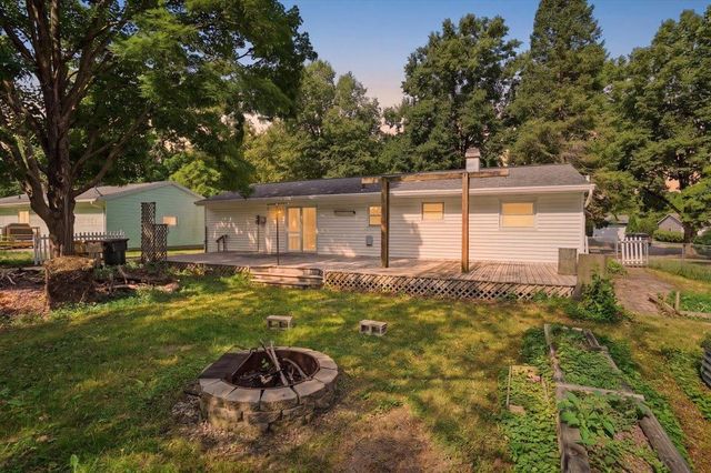 2209 Prairie Road, Madison, WI 53711