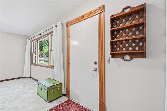 2209 Prairie Road, Madison, WI 53711