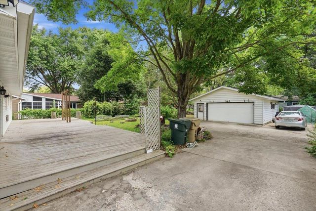 2209 Prairie Road, Madison, WI 53711