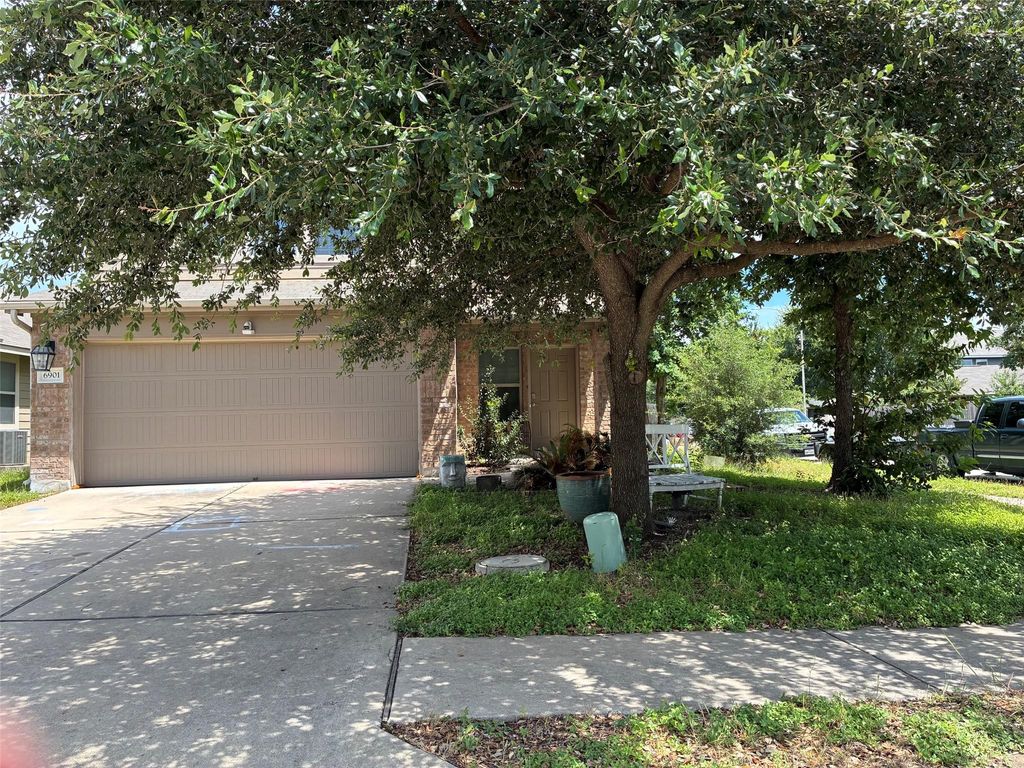 6901 Crestone RD, Austin, TX 78744