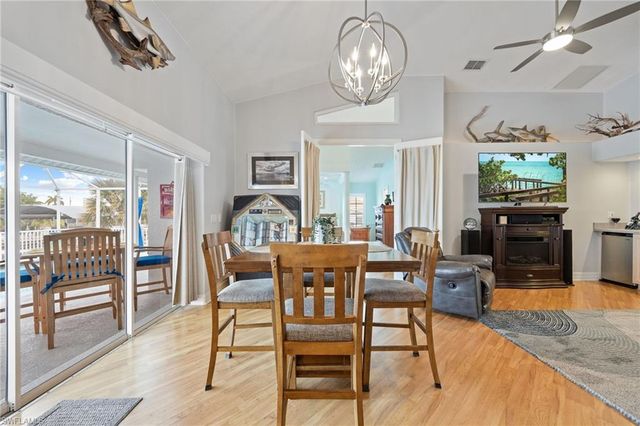 12249 Moon Shell DR, Matlacha Isles, FL 33991