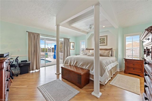 12249 Moon Shell DR, Matlacha Isles, FL 33991