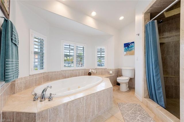 12249 Moon Shell DR, Matlacha Isles, FL 33991