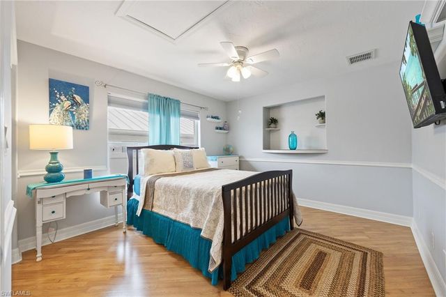 12249 Moon Shell DR, Matlacha Isles, FL 33991