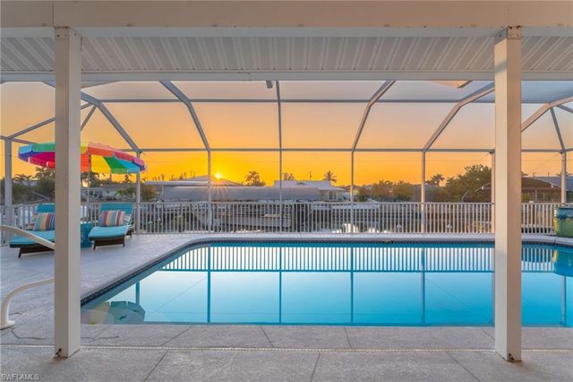 12249 Moon Shell DR, Matlacha Isles, FL 33991