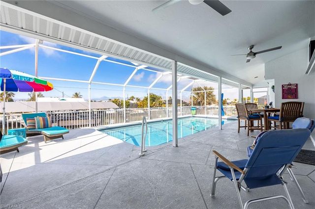 12249 Moon Shell DR, Matlacha Isles, FL 33991