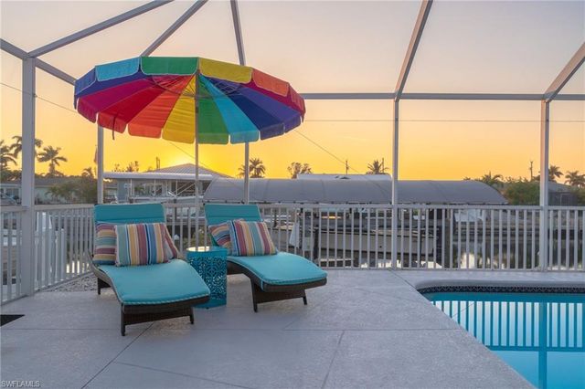 12249 Moon Shell DR, Matlacha Isles, FL 33991