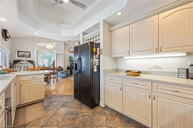 12249 Moon Shell DR, Matlacha Isles, FL 33991