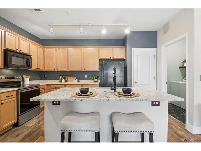 7080 Simms St 204, Arvada, CO 80004