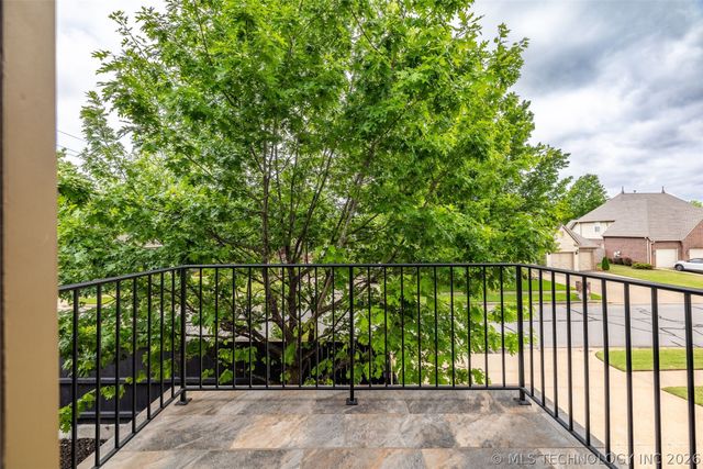 10917 S 89th East Avenue, Tulsa, OK 74133