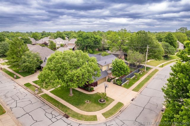 10917 S 89th East Avenue, Tulsa, OK 74133
