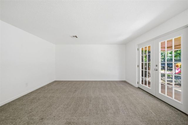 5421 S Huddleston Drive, Oklahoma City, OK 73135