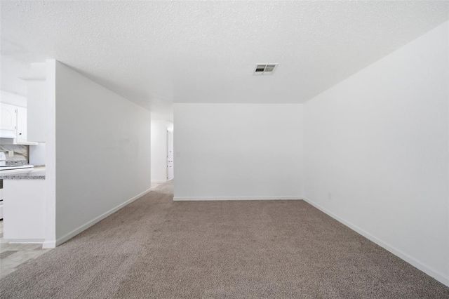 5421 S Huddleston Drive, Oklahoma City, OK 73135