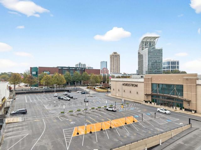 3668 Kingsboro NE Road 4, Atlanta, GA 30319