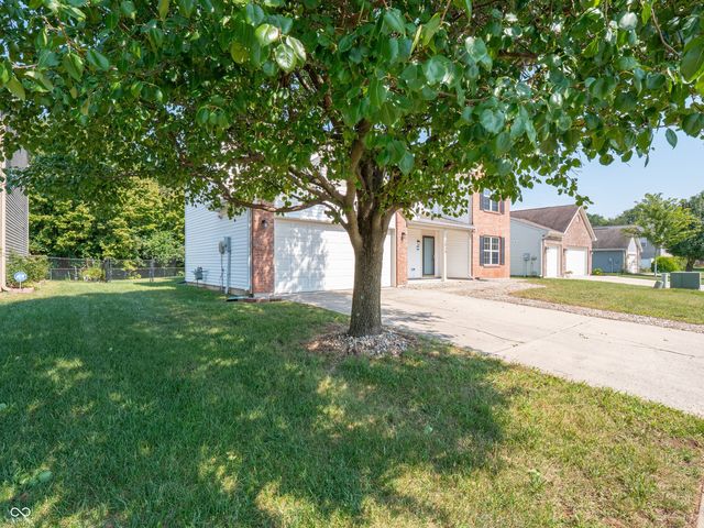 2924 Coles Creek Lane, Indianapolis, IN 46217