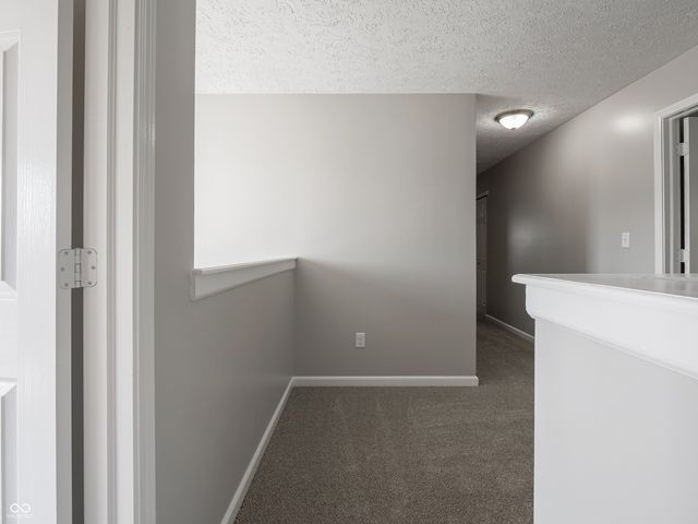 2924 Coles Creek Lane, Indianapolis, IN 46217