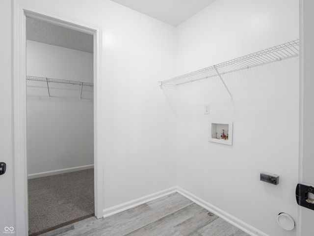2924 Coles Creek Lane, Indianapolis, IN 46217