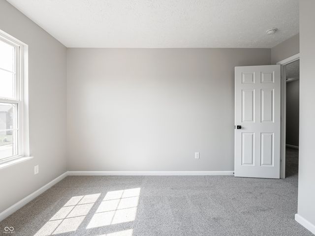 2924 Coles Creek Lane, Indianapolis, IN 46217