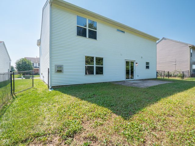 2924 Coles Creek Lane, Indianapolis, IN 46217
