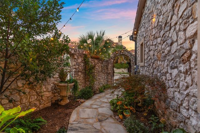 6821 Dalmatia Drive, Mckinney, TX 75072